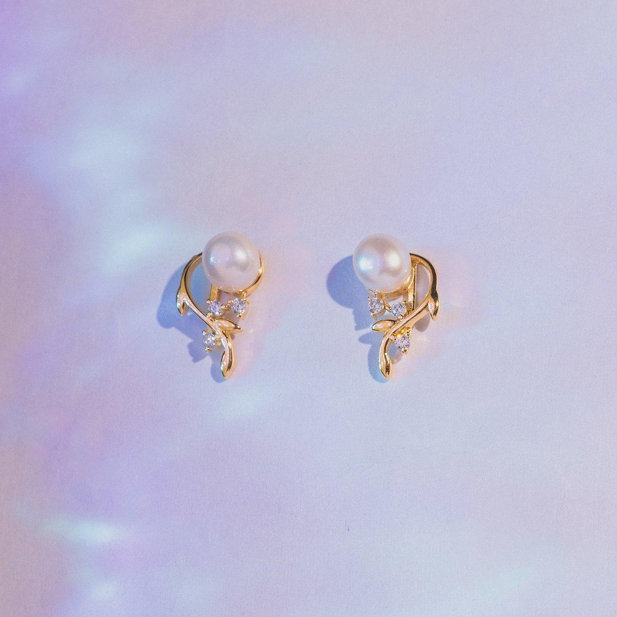 pearl-18k-gold-plated-925-silver-studs